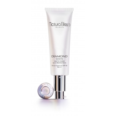 Diamond White Matte Finish Sun Protection SPF50 PA+++