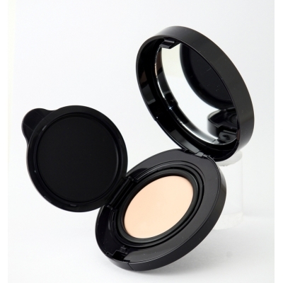 Futurist Aqua Brilliance Compact Makeup SPF 20 PA++ 持久水凝亮澤粉餅SPF20 PA++ Image