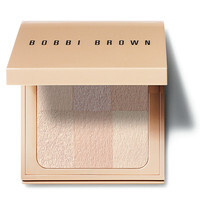 Nude Finish Illuminating Powder  Image