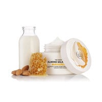 Almond Milk and Honey Gently Exfoliating Cream Body Scrub 杏仁奶蜂蜜身體磨砂 Image