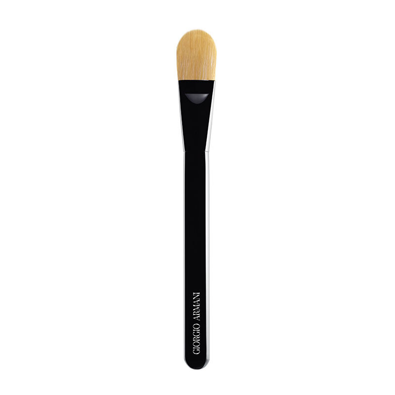 Shaping Foundation Brush