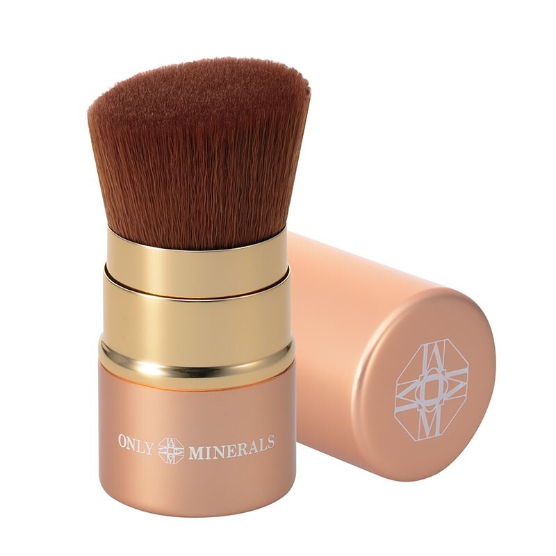 Pressed foundation brush