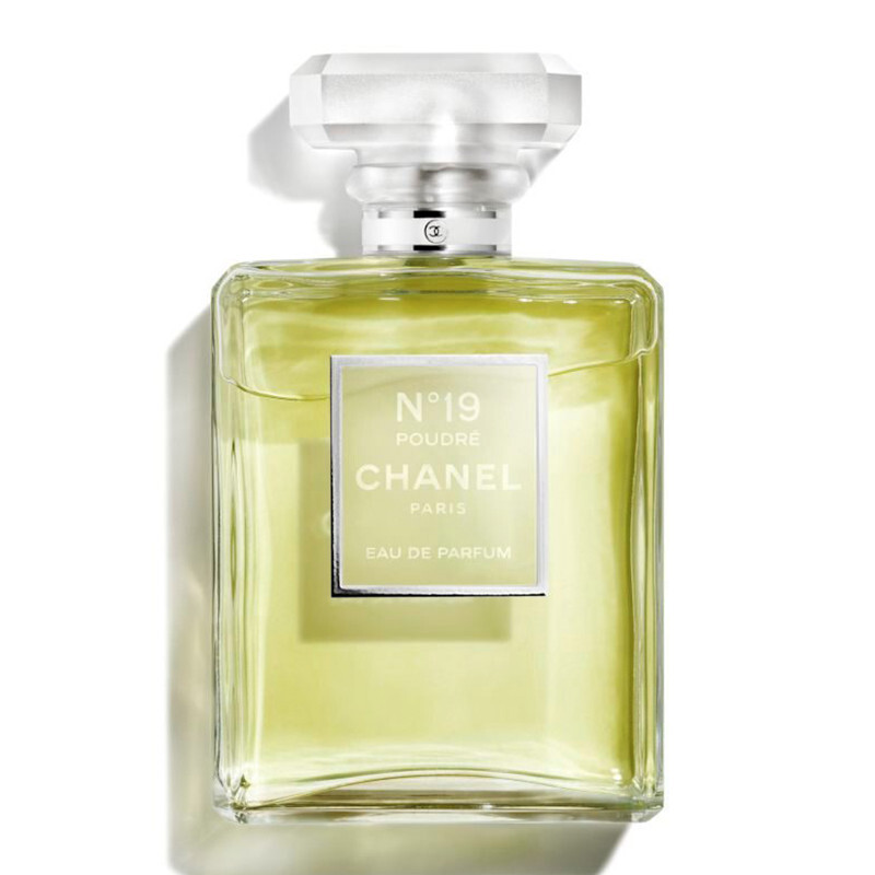 N°19 POUDRE Eau de Parfum Spray