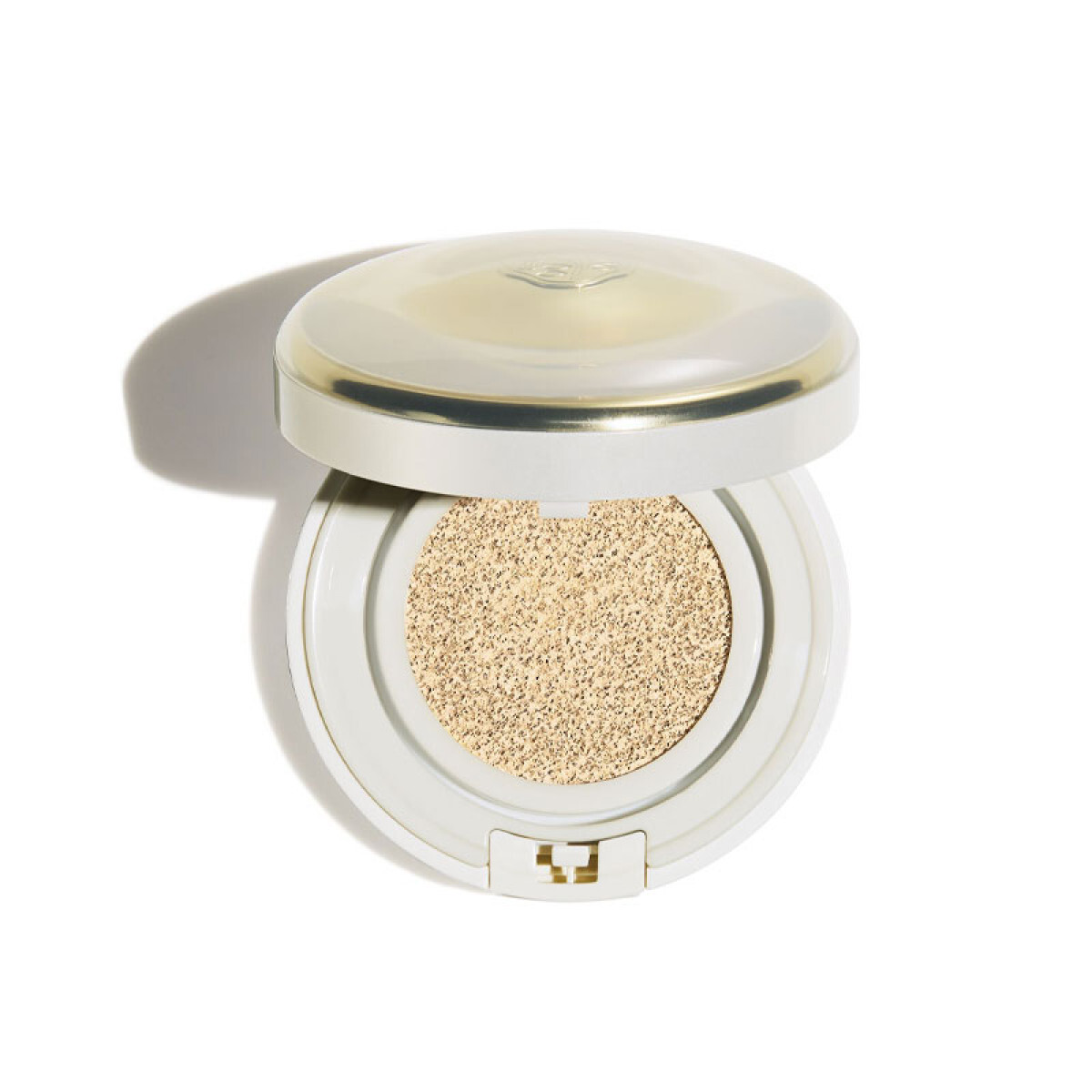 Future Solution Total Radiance Regenerating Cushion E SPF50+ PA+++
