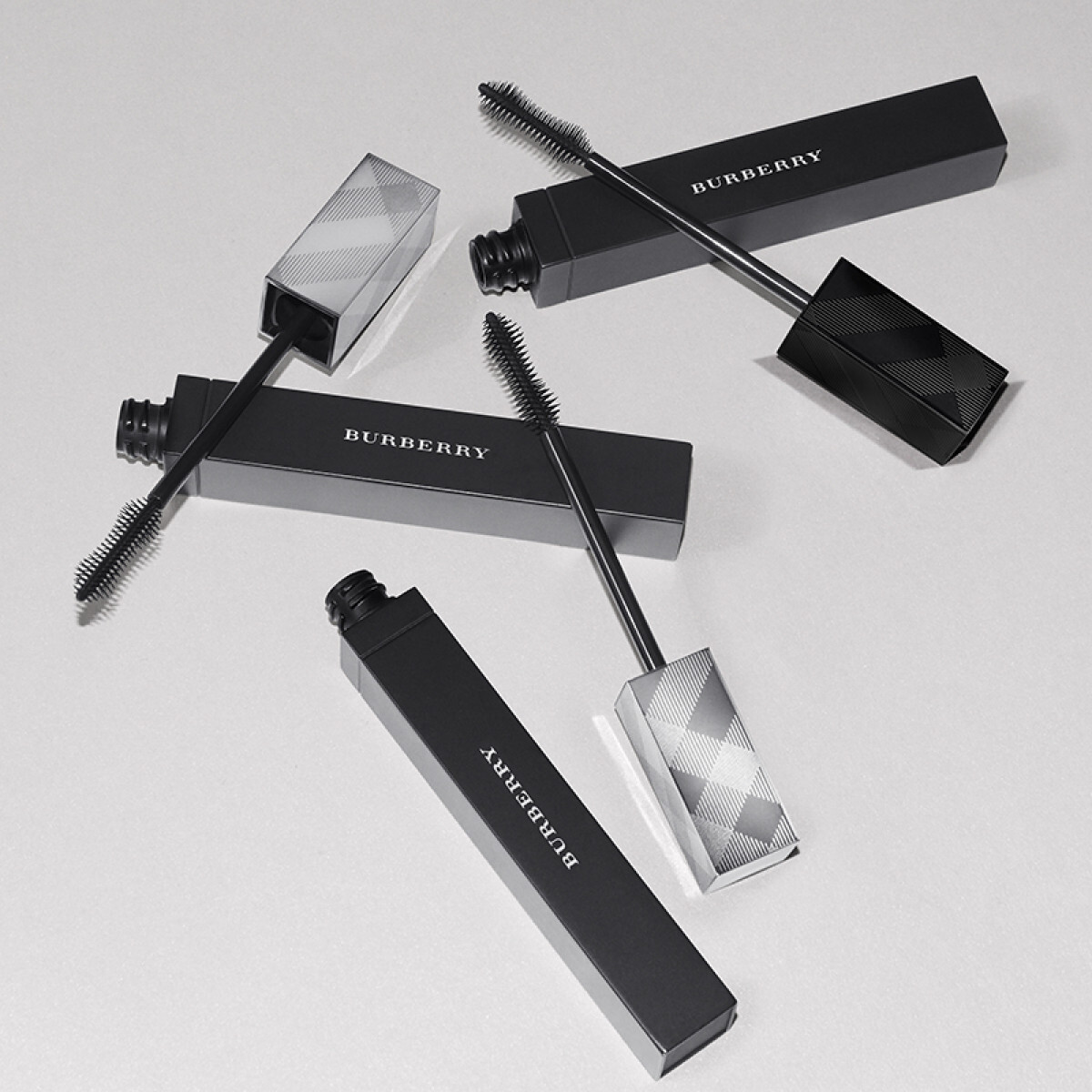 CAT LASHES ULTRA BLACK
