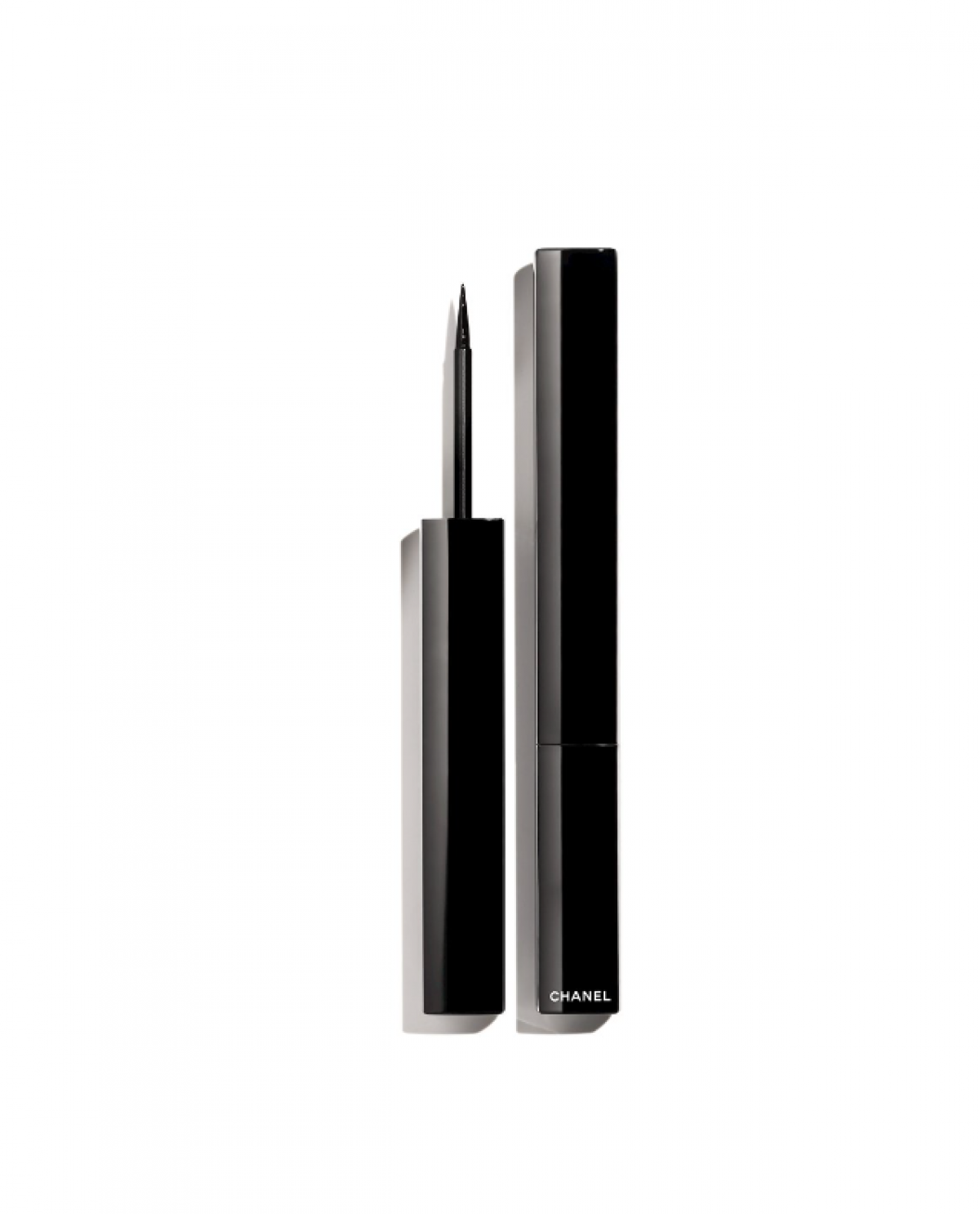 LE LINER DE CHANEL