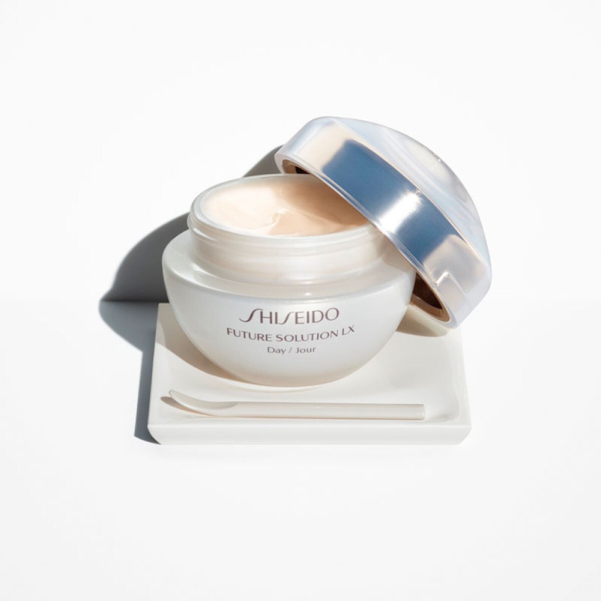 Future Solution Total Protective Cream E SPF20 PA++++