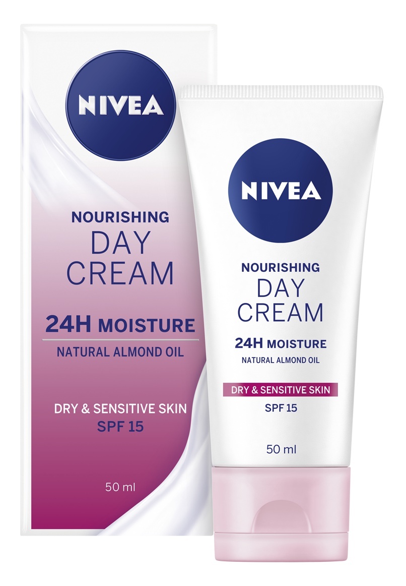 Nourishing Day Cream 24H Moisture Natural Almond Oil Dry & Sensitive Skin Spf 15