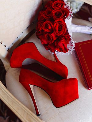 【繡花鞋以外】10對時尚味濃的紅鞋兒