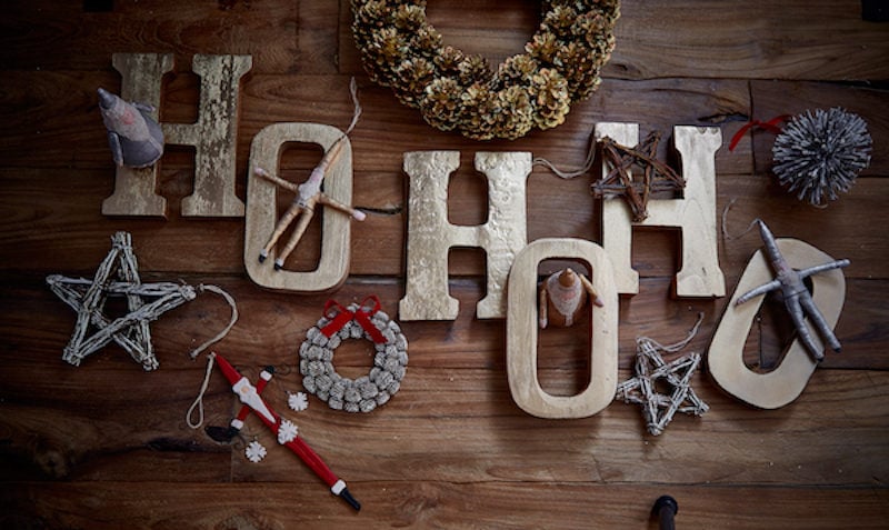tree_pinecone-wreath_ornament-variety_boatwood-letters
