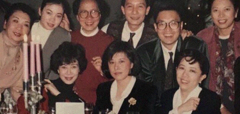用「 美」 字來形容林燕妮未免太薄弱