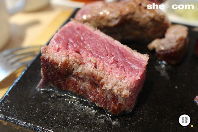 【輕熟女生指南】低碳生酮 Friendly！性價比超高的 三ステーキ Triple Steak！