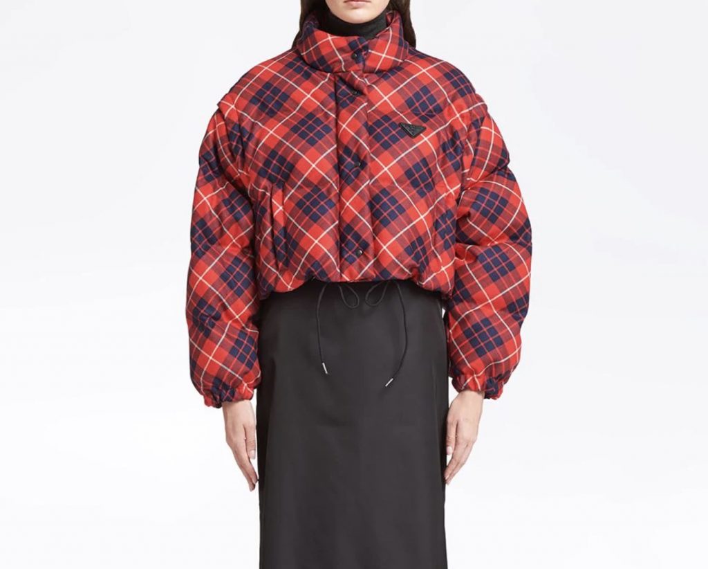Prada plaid puffer jacket（HK$19,100）