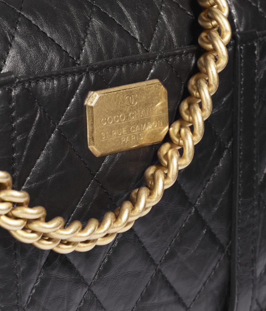 120611-120611-flap-bag-black-aged-calfskin-gold-tone-metal-aged-calfskin-gold-tone-metal-packshot-extra-as2696b0636194305-8840473247774-877x1024.jpg