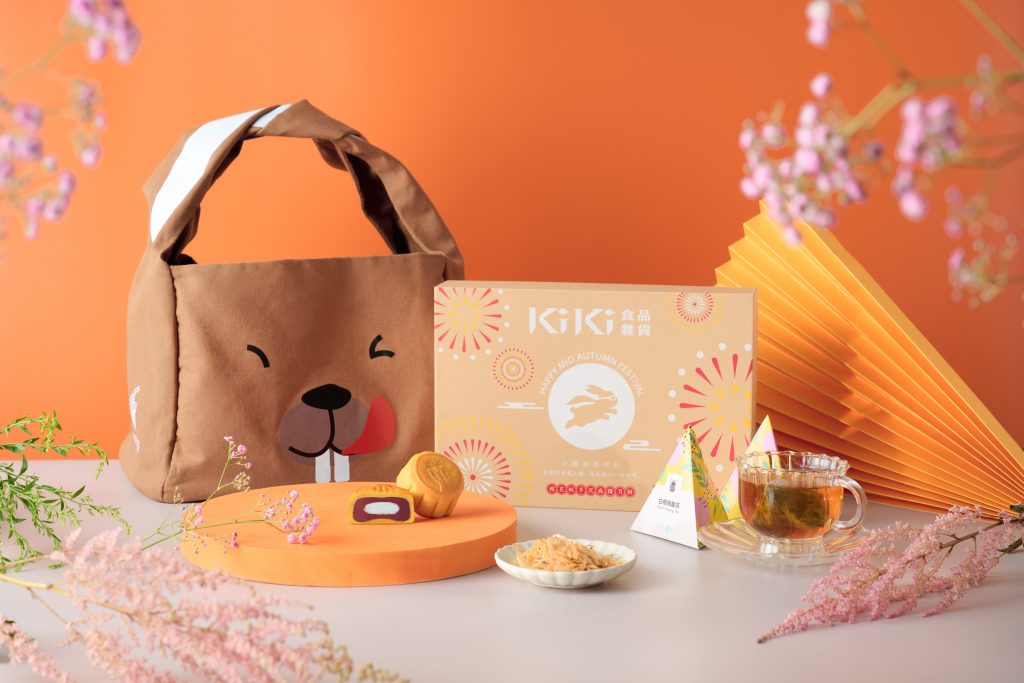 月餅2021：以兔子造型環保萬用袋盛裝的禮盒