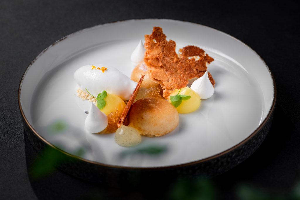 043107-043107-08_baba-al-limoncello-burrata-cheese-ice-cream-lemon-tea-1024x683.jpg