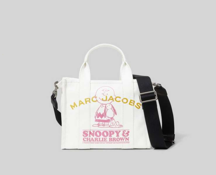 MARC JACOBS x 史努比MINI TOTE BAG （HK$ 2,390）