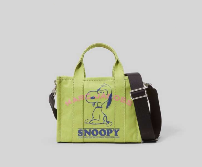 MARC JACOBS x 史努比MINI TOTE BAG （HK$ 2,390）