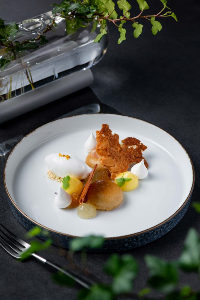 532607-532607-08_baba-al-limoncello-burrata-cheese-ice-cream-lemon-tea-683x1024.jpg