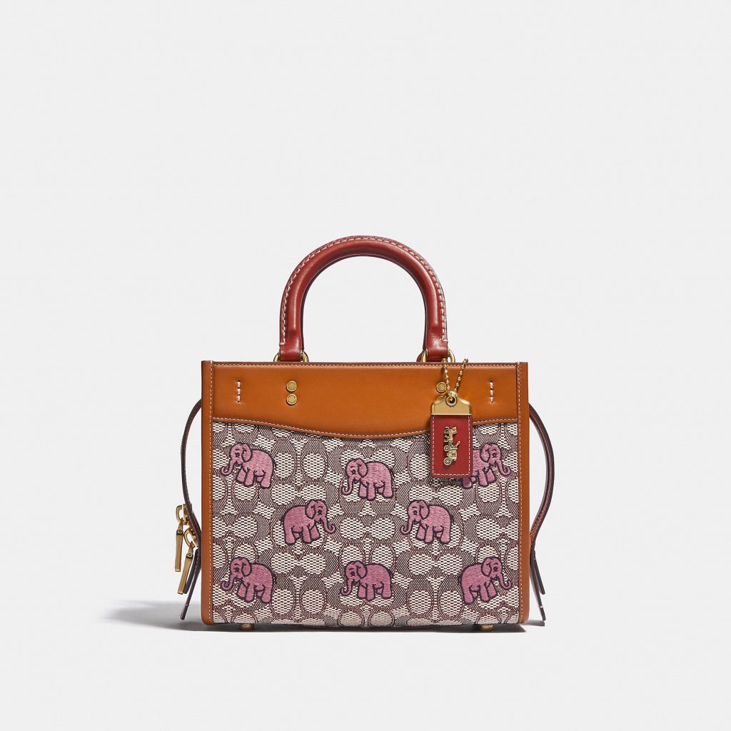 Coach ROGUE 25 經典 SIGNATURE 緹花面料大象主題刺繡手袋（HKD 6,250）