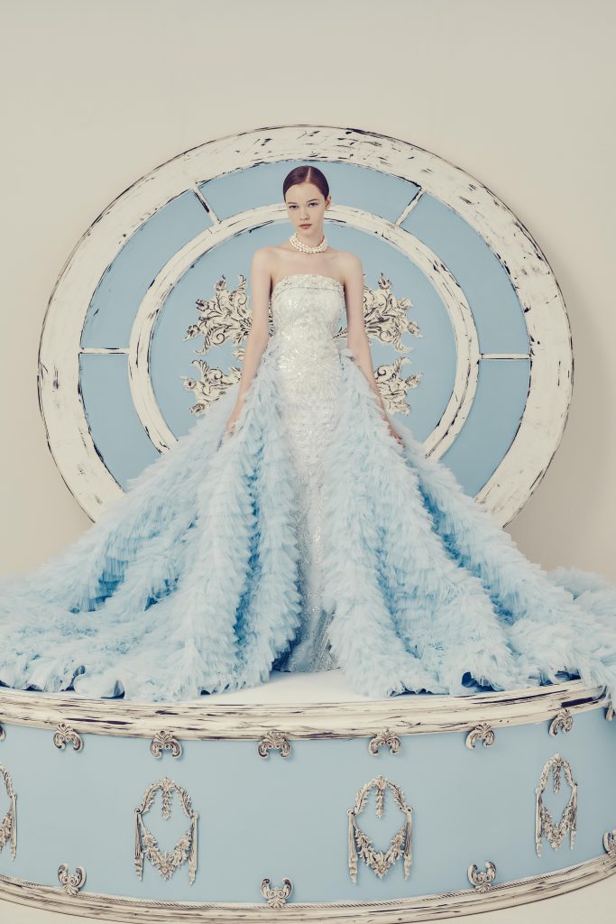 490213-490213-03_Cinderella-683x1024.jpg