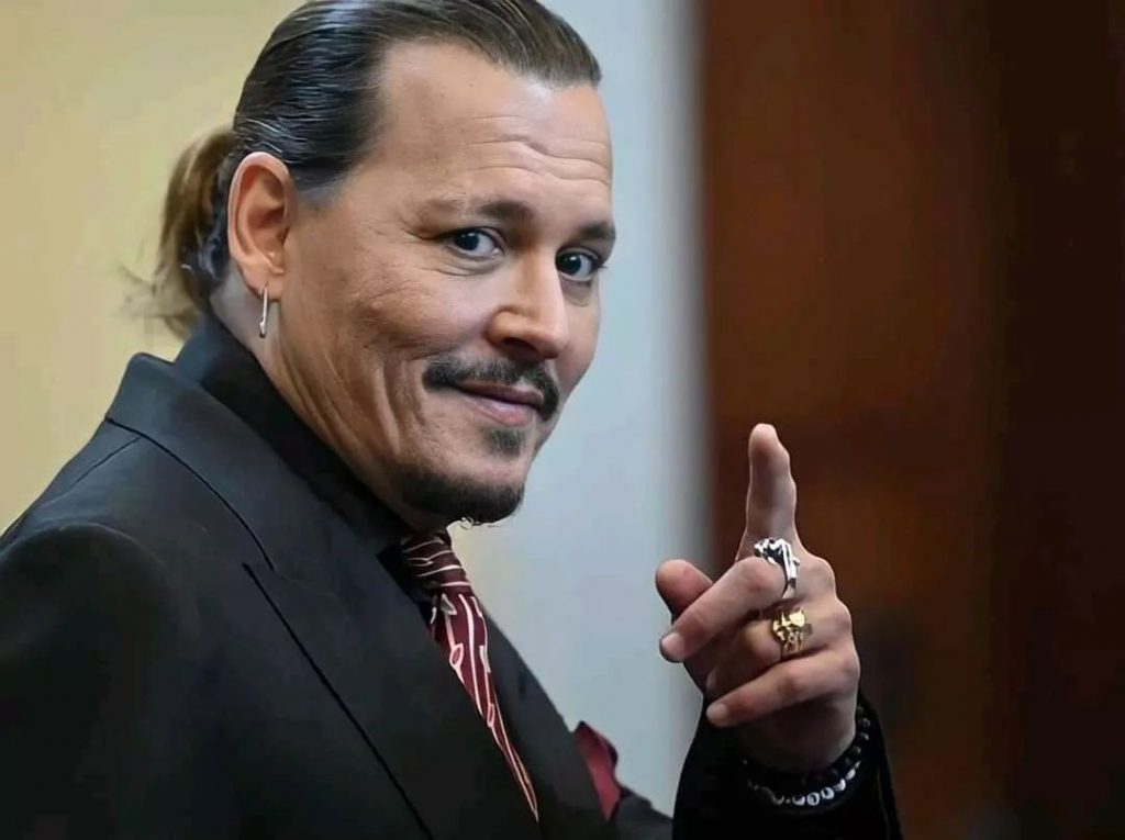 Johnny Depp家暴