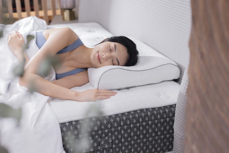 MagniProtect Wave護頸抗菌枕頭是根據人體工學設計的波浪形枕頭
