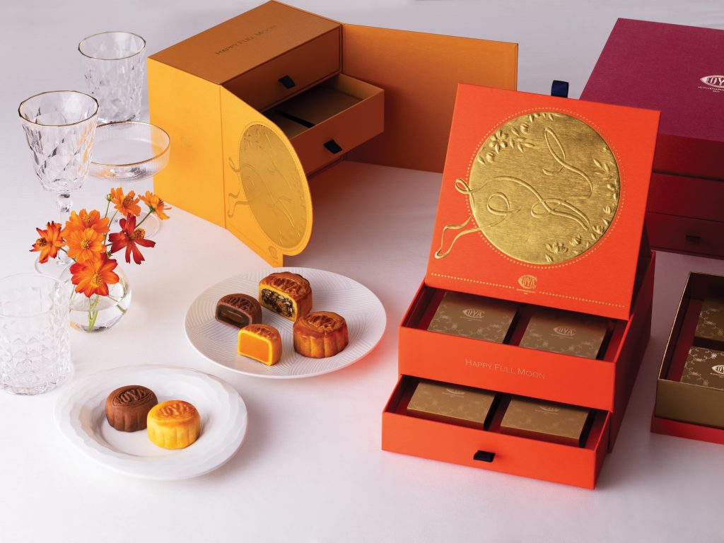 COVA今年推出多款中秋月餅禮盒。