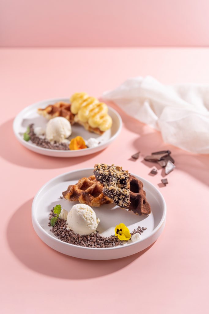 CACAO 新店限定招牌酥皮窩夫 (HK$98)