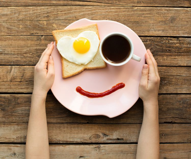 早餐陷阱｜盤點8種不能吃的早餐食物  嚴重可致慢性疾病 忌食1類東西！ 脫脂乳酪、新鮮果汁都上榜？