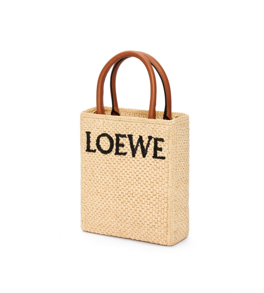 藤織手袋推介2023：Loewe 酒椰纖維手提包 A5 手提包 HK$9,750