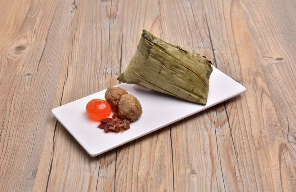 急凍肉丸松露金腿原隻蛋黃粽 (HK$33)