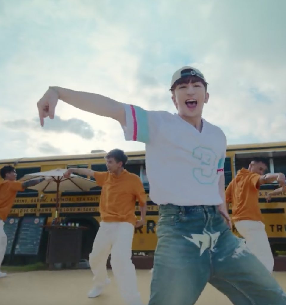 （圖片來源：〈Hey Hey OK!〉MV截圖）