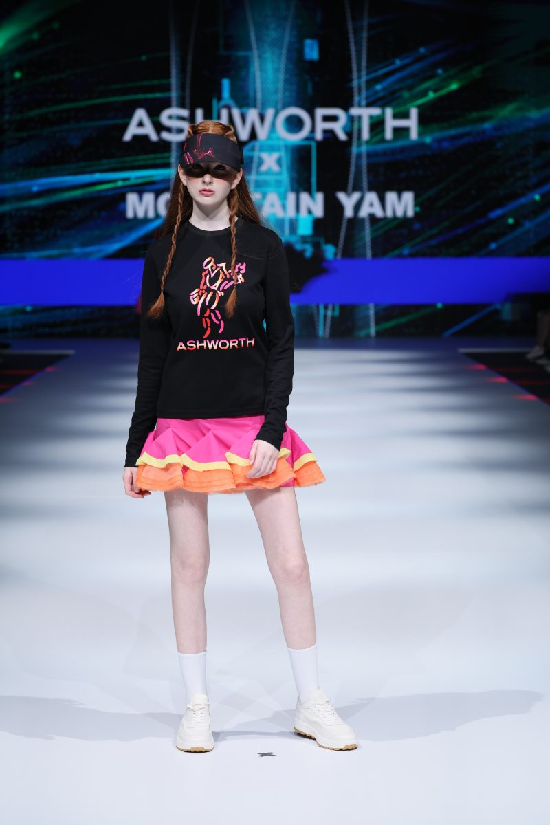 Ashworth x Mountain Yam 運動服適合情侶穿著, 亦有比較中性oversize款式可以男女朋友混穿。