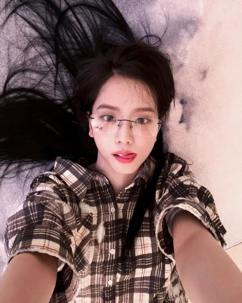 Jisoo 肌膚保養 訂閱男友