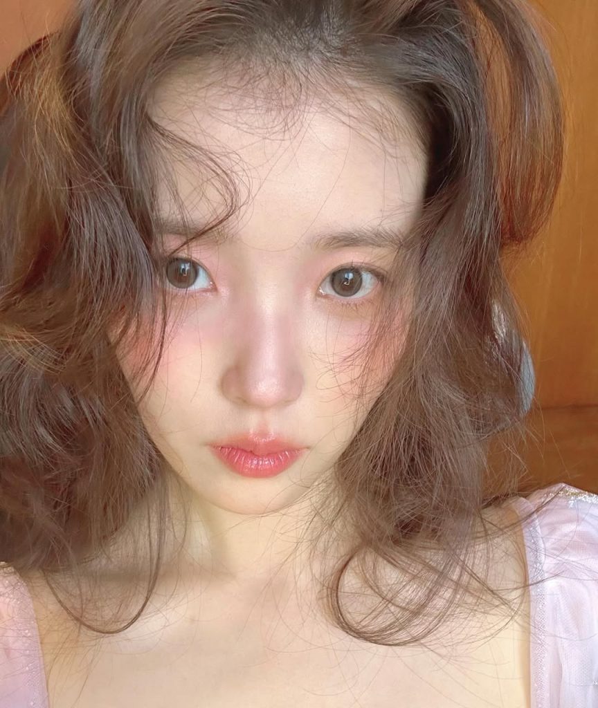 IU 21世紀大君夫人 IU妝容