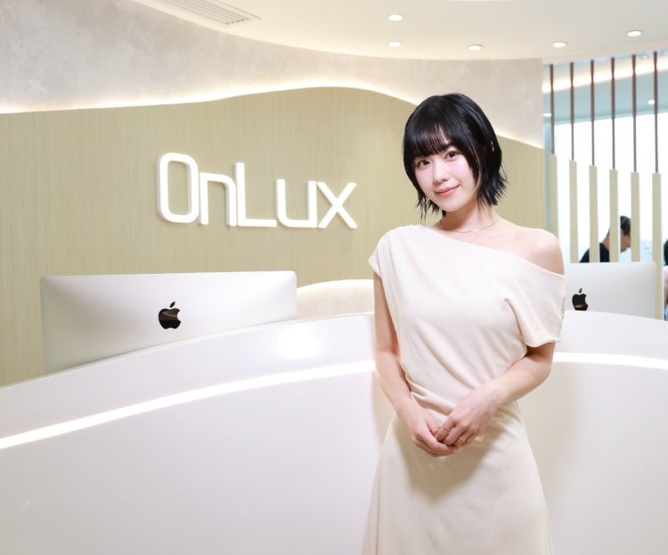美編直擊OnLux 17週年派對！實測全新肌底覺醒™ EXosome療程 4步重啟極緻透亮水光肌！