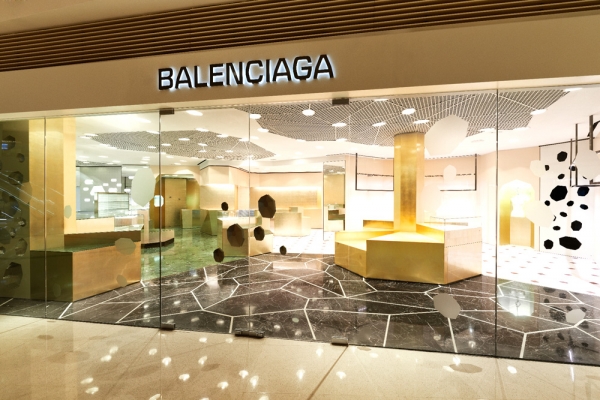 Balenciaga 新店開幕