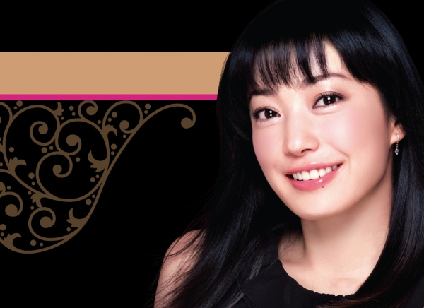 平過日本 Sofina 聖誕彩妝盒