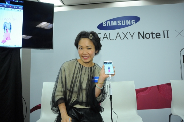 Samsung GALAXY Note II x Johanna Ho 裁剪潮服