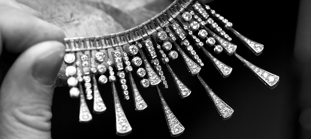 BOUCHERON 如光發射