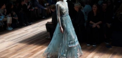 巴黎時裝周 runway 上最美的10件裙裝