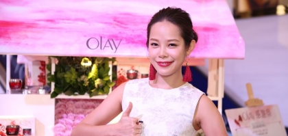 週年慶真係愈迫=愈抵？！ <br>楊淇見證女人要識揀，力撐Olay「感謝祭」