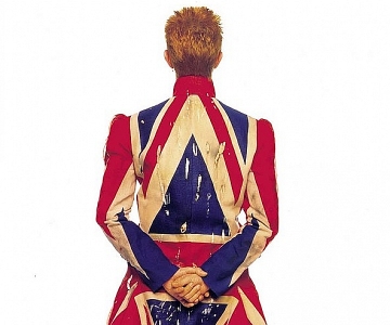 【King of Fashion】<br>David Bowie 雌雄同體解放時裝