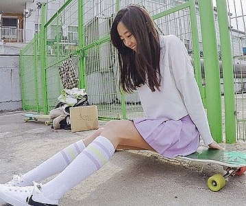 Longboard 韓妹  <br>  滑板就是她的舞臺