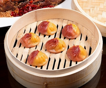 she.com請你食 惹味避風塘炒蟹小籠包！