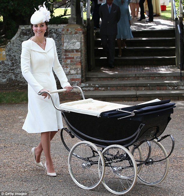 2a424fe900000578-3150740-kate_dressed_all_in_white_pushed_charlotte_in_the_coach_built_pr-m-10_1436183688471