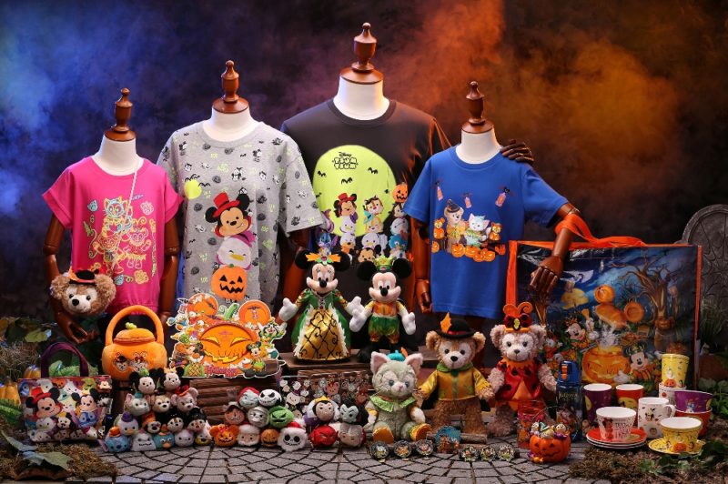2016-disney-halloween-time_halloween-merchandise-group-shot