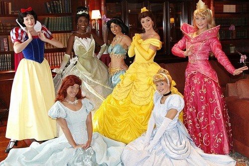 meeting-princesses-in-disney1