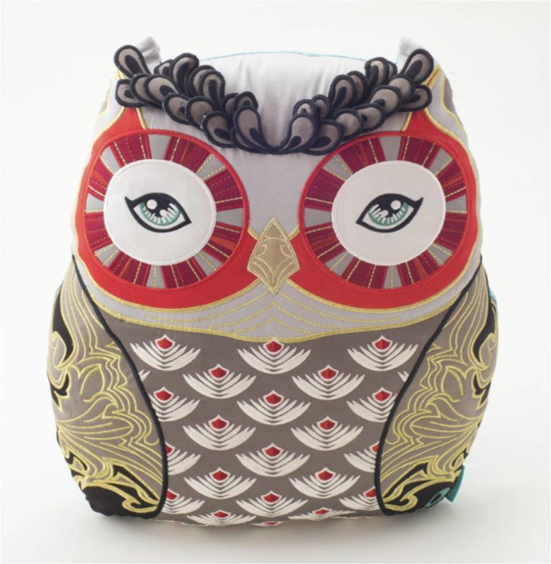 papinee_strix-the-owl-amuse-cushion_hkd996